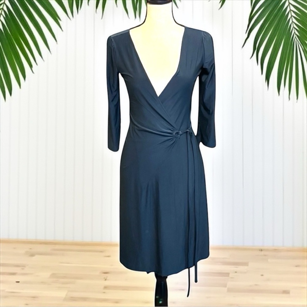 Express Dark Blue Wrap Dress - XS | Classic Style | Midi | Staple | Timeless
